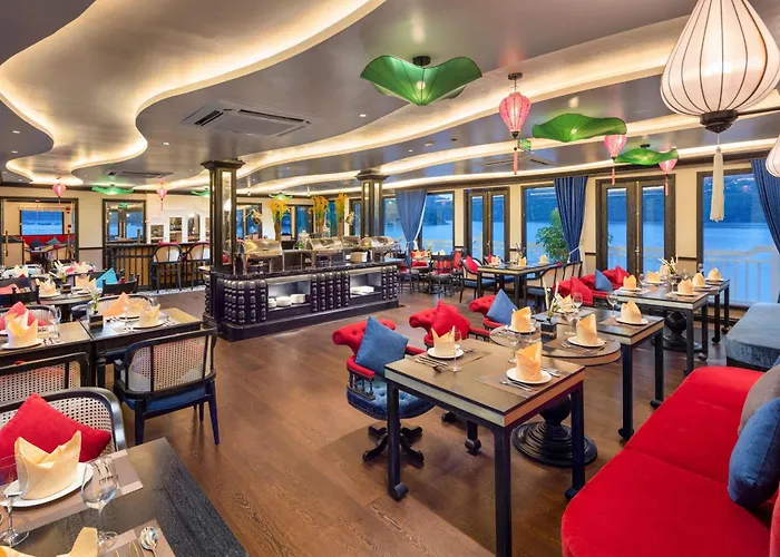 Botel Aurora Cruise